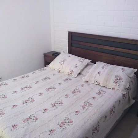Hotel Angamos Santiago Buitenkant foto